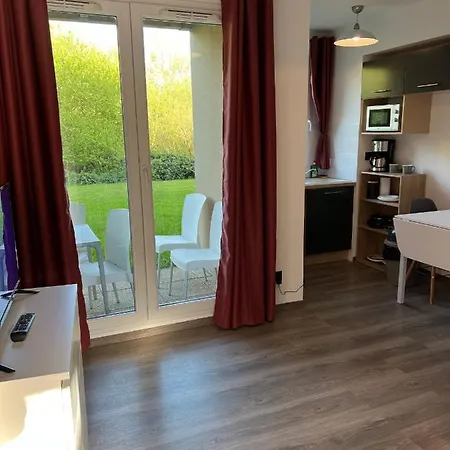 Avec Piscine Aux Portes D'honfleur Lejlighed